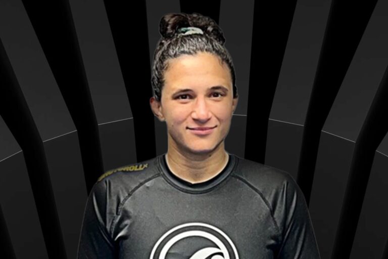 Tammi Musumeci wearing an actual Shoyoroll rashguard properly fitted