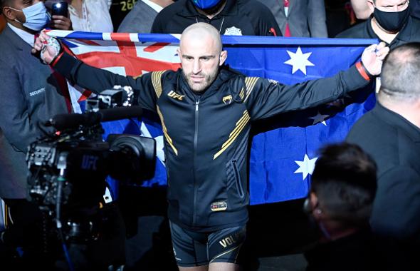 Alexander Volkanovski, elite striker archetype UFC featherweight champion