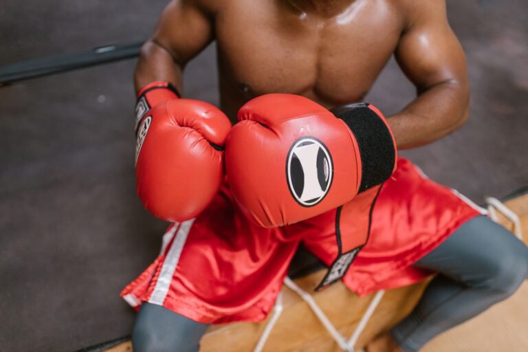 How Do Fighters Cut Weight in MMA? The Brutal Fight-Week Science Explained