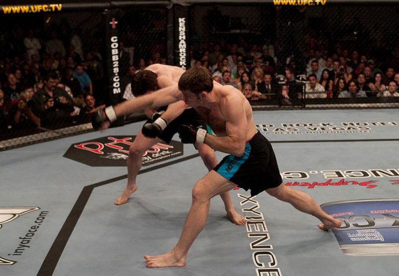 Forrest Griffin and Stephan Bonnar trading punches at the TUF 1 Finale in 2005
