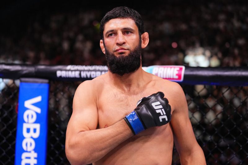 Khamzat Chimaev in the octagon before his UFC 319 middleweight title fight