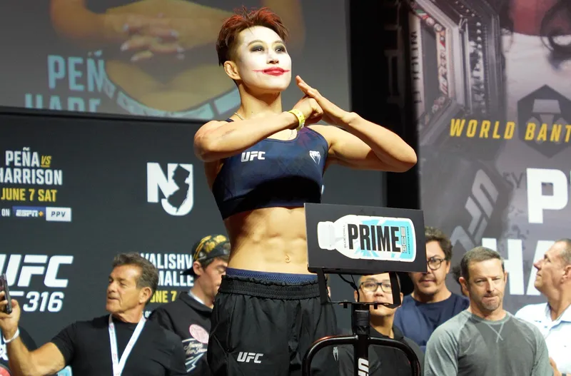 Wang Cong UFC women's flyweight title challenger